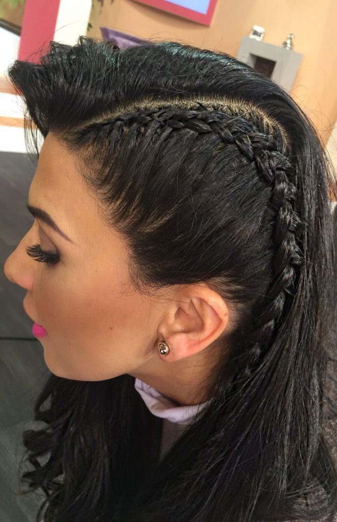 trenzas laterales con pelo suelto